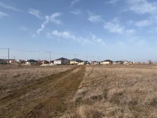 Земельный участок 500 кв.м. для ИЖС, Ростовская область, городской округ город Волгодонск, город Волгодонск, улица Александра Неумывакина, земельный участок 12. Категория земель: земли населенных пунктов. Кадастровый номер: 61:48:0040240:320. Основной вид разрешенного использования: 2.1.