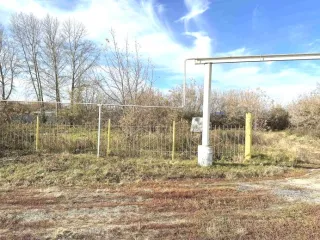 Сооружение 2024 кв.м Челябинская область сооружение дорожного транспорта. Площадь 2024 кв.м. Кадастр.№ 74:23:1011010:223. Адрес: Челяб.обл., с. Кундравы, ул. Больничная, по смежеству с АЗС.