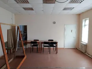 Нежилое помещение 141,1 кв.м Кировская область помещение площадью 141,1 кв.м, кадастровый номер 43:07:020114:505, по адресу: Кировская область, Вятскополянский район, пгт Красная Поляна, улица Советская, дом 10, помещение 1, площадь 141,1 кв.м, 1951 г. постройки, кадастровый номер 43:07:020114:505…