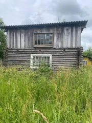 Дом 42,4 кв.м и земельные участки 1526 и 1072 кв.м, Новгородская область. Здание (Жилой дом), кадастровый номер 53:04:0000000:1295, Место нахождения: Новгородская область, д. Волот, ул. Победы, 45, площадь 42,4 кв.м., Земельный участок, кадастровый номер 53:04:0050303:58, Место нахождения…