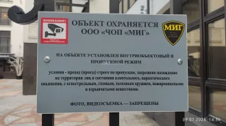Квартира 476,5 кв. м, адрес: Москва, Подсосенский пер., д. 3, кв. 61, этаж № -2, этаж № -1, цокольный этаж № 0, этаж № 1, частично требует ремонта, без отделки, часть площади относится к подземным этажам, в помещениях, являющихся частью квартиры размещены общедомовые коммуникации, в доме расположен…
