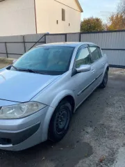 Renault Megane 2006 года, 113 лс, АКПП, автомобиль легковой RENAULT MEGANE II C2E16A115E2, 2006 г.в., модель двигателя K4MC813, цвет (кузова, кабины) светло-серо-голубой, № двигателя R001446, VIN: VF1LM1B0E35401082 Техническое состояние исследуемого автомобиля: требуется проведение ремонтных работ…