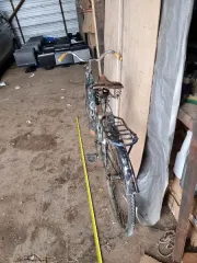 Велосипеды, самокаты, кресло-коляска, запчасти. Составной лот: велосипеды, самокаты, кресло-коляска, годные остатки отдельных узлов, деталей, агрегатов, материалов (в сборном виде) велосипедов. Подробный состав лота приведен в информационном сообщении. Состояние и недостатки имущества в…