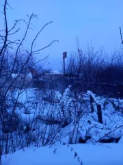 Здание 25 кв.м. и земельный участок 1000 кв.м. в Челябинской области. Здание, площадь 25 кв.м., назначение: Нежилое, адрес (местонахождение): Россия, обл Челябинская, р-н Агаповский, п Приморский, снт Березовая Роща, дом 332, кадастровый (условный) номер: 74:01:0107003:2058 и земельный участок…