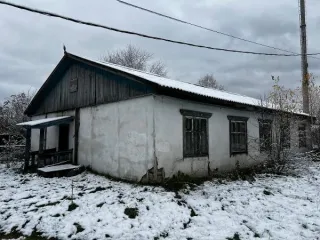 Здание 148.1 кв. м с участком, Красноярский край, с. Ирбейское, ул. Мира, д. 5а. Назначение: нежилое, кадастровый номер здания: 24:16:4201005:1213, площадью 148.1 кв. м, 1 этаж. Земельный участок, категория земель: земли населенных пунктов, вид разрешенного использования: под административное…