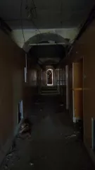 земельный участок площадью 5241,0 кв.м. с КН 68:27:0000093:1 с расположенными на нем объектами недвижимого имущества - нежилое здание с КН 68:27:0000088:82, здание режимного корпуса с КН 68:27:0000088:95,  гараж с КН 68:27:0000088:102, склад с КН 68:27:0000088:103, расположенных по адресу: …