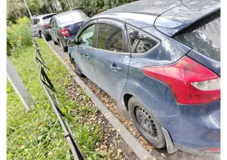 Автомобиль марки ФОРД модель ФОКУС 2012 г.в. VIN номер X9FKXXEEBKCY58321 Дополнительную информацию о торгах можно получить у финансового управляющего по телефону +7 911 914 95 82, либо запрос через эл.почту primova@yandex.ru. Местонахождение автомобиля: г.Санкт Петербург, северный проспект 77 к. 4.