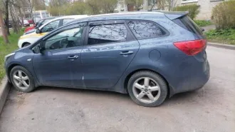 Автомобиль Kia Ceed 2015 года выпуска, номер двигателя G4FG FZ971790, VIN: XWEHN812BF0016307. Находится в залоге.