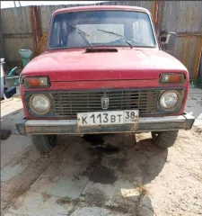 ВАЗ 2121 (4x4) 1992 года, 73 лс, полный привод. Легковой автомобиль, джип, красный цвет. ПТС 38 ВХ 356659, VIN XTA212100P0989361. Разрешенная максимальная масса 1550 кг, масса без нагрузки 1150 кг.