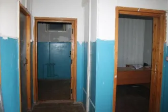 Пост ГИБДД 106.9 кв.м Вологодская область Нежилое одноэтажное здание площадью 106,9 кв. м расположено по адресу: Вологодская область, р-н Никольский, 233 километр трассы Урень‑Шарья‑Котлас Кадастровый номер 35:16:0302007:256 Год ввода в эксплуатацию: Общая площадь: 106.9 Расположение в пределах…