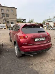 Nissan Juke 2010 года, 114 л.с., АКПП, цвет красный, номер кузова YF15012528