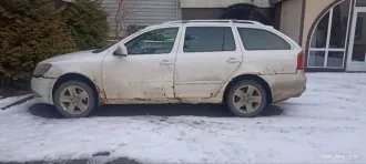Легковой автомобиль Skoda Octavia, 2010 года выпуска, цвет: белый, СТС: 5036 234267, ПТС: 40 МХ 501911, мощность двигателя: 152 (112), ГРЗ: О771АУ750, модель № двигателя: CDA 147761, тип двигателя: бензиновый на бензине.