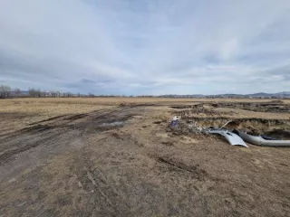 Право заключения договора купли-продажи земельного участка находящегося в муниципальной собственности - 03:08:300101:5212 - площадью – 27 476 кв.м.; - категория земель – земли населенных пунктов; - кадастровый номер земельного участка – 03:08:300101:5212; - местоположение: Российская Федерация…