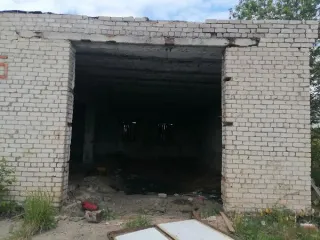 Здание гаража 252,4 кв.м с земельным участком 754 кв.м, Республика Коми: здание гаража, расположенное по адресу: Российская Федерация, Республика Коми, Княжпогостский район, г. Емва, ул. 60 лет Октября, д. 2а с земельным участком, в составе: здание гаража, кадастровый номер 11:10:4502033:128, общей…