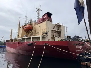 Морское судно «Посьет» 1989, рефрижераторное, регистрационный № 10158386, позывной сигнал УБЫВ4, ИМО номер 8815009, бортовой номер неприменимо, морской порт регистрации Владивосток, место и год постройки Япония, 1989, главный материал корпуса сталь, число и мощность главных двигателей 1, 2942.000…