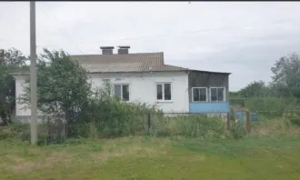 Здание администрации (контора) 600 кв.м., с. Колос. Объект на кадастровом учете не стоит (не зарегистрирован в ЕГРН). Ознакомление с имуществом осуществляется по предварительной записи по тел. +7-987-327-18-88.