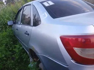 Lada Granta 2013 Lada Granta, 2013 года, 81 лс еще Lada Granta, 2013 года, 81 лс еще Легковой автомобиль ВАЗ (LADA) Granta, 2013 года выпуска, с VIN номером XTA219060D0153236. Имущество находится в залоге у ПАО СБЕРБАНК. С имуществом можно познакомиться по предварительной договоренности с…