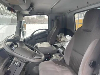 Грузовой бортовой автомобиль Isuzu 4389W8 с КМУ, 2020 года выпуска, VIN Z9G4389W8L0000271.