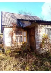 Земельный участок 500 кв.м, Брянская обл, сдт Березка. Адрес: Брянская обл, г Новозыбков, сдт Березка, категория земель: Земли населенных пунктов, разрешенное использование: для ведения садоводства, кадастровый номер: 32:31:0050201:8, на земельном участке расположено незарегистрированное строение.