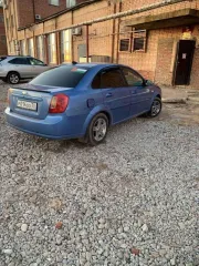 Шевроле Лачетти 2007 года, 109 л.с., пробег 200000 км, автоматическая коробка передач. VIN: XUUNA196J70000794, госномер: Р014ОО30.