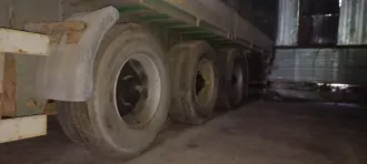 Полуприцеп МАЗ 975800-3010, государственный регистрационный знак ЕА 4617 13rus.