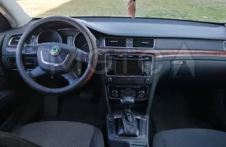 транспортное средство – легковой автомобиль SKODA SUPERB, 2011 года выпуска, VIN TMBAB43TXC9026374, находящийся в залоге у АО «Экспобанк»
