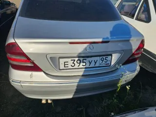 Mercedes-Benz C 220 автомобиль, г.н Е395УУ95. Документы отсутствуют. Вид транспорта: легковой автомобиль. Год выпуска: -. Государственный регистрационный знак: Е395УУ95. VIN номер: -. Марка: Mercedes-Benz. Модель: C 220.