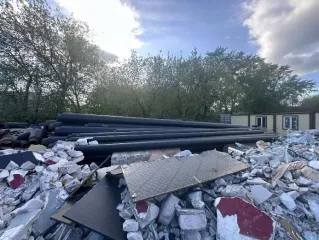 Труба 325*7ППУ 10 п.м. (2 шт); труба 325*7ППУ 7 п.м. (2 шт); труба 325*7ППУ 3 п.м.; труба 325*7ППУ 5 п.м. (2 шт); труба 325*7ППУ 4 п.м. (2 шт); труба 159*5 ППУ 1,5 п.м. (1 шт); труба в ВУС 720х10, 10 п.м.; угол 325*7ППУ 1/1 (4 шт).