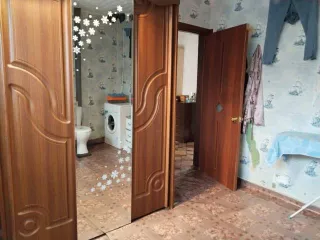 Квартира 52,3 кв.м, 2 комнаты, расположена в Красноярском крае, Туруханский район, село Бор, улица Лесная, дом 59А, квартира 6. Этаж 1 в двухэтажном доме. Кадастровый номер: 24:37:4401001:752.