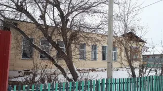 Нежилое здание 255,8 кв.м с земельным участком 1180 кв.м в селе Кетово. Здание 1929 года постройки, 1 этаж, расположено по адресу: Курганская область, Кетовский округ, село Кетово, улица Ленина, 121. Земельный участок категории "земли населенных пунктов", вид разрешенного использования: для…