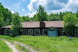 Земельный участок 9 154 кв.м и здание 481,8 кв.м, Нижегородская область. Объект 1: земельный участок, категория земель: земли населенных пунктов, вид разрешенного использования: для объектов общественно-деловых целей, площадь 9 154 +/- 33, кадастровый номер: 52:54:1500004:40, местоположение…
