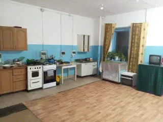 Квартира однокомнатная комната в общежитии, адрес: Ставропольский край, г. Ставрополь, пл. Орджоникидзе, дом 2, пом. 32б, кадастровый номер 26:12:030406:258, площадь 12,2 кв. м.