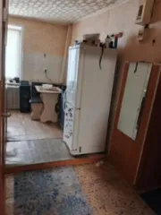 Трёхкомнатная квартира 54,2 кв. м, г. Новоалтайск, Алтайский край, ул. Дорожная, д. 14, кв. 10, кадастровый номер: 22:69:030404:438. Имущество является предметом залога ПАО «ДОМ.РФ» (ИНН 7729355614, ОГРН 1027700262270). Денежные средства, вырученные от реализации имущества, подлежат распределению в…