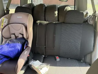 Honda CR-V 1996 Легковой автомобиль, марка: HONDA, модель: CR-V, год изготовления: 1996, цвет: серый, VIN: отсутствует, вид собственности: индивидуальная. Особенности тех. состояния: вмятина на переднем крыле.