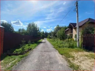 Жилой дом общей площадью 173,7 кв. м, кадастровый номер: 50-50-04/100/2011-248, на земельном участке площадью 800 кв. м, кадастровый номер: 50:04:0120601:368, расположенный по адресу: Московская область, Дмитровский район, сельское поселение Костинское в районе дер. Селёвкино, ДНП "Terra Norte"…