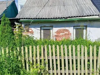 Доли в праве на жилой дом 53.8 кв.м и земельный участок 750 кв.м Рязанская обл 1/4 доля дома и 1/2 доля земельного участка в Рязанской обл. Земельный участок, площадь 750 кв.м., адрес (местонахождение): 391234, Рязанская обл, Кораблинский р-н, деревня Октябрь, ул Октябрьская, д 59, кадастровый…