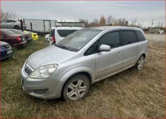 Opel Zafira 2010 года, 140 л.с. VIN: XWF0AHM75A0000731, госномер: C808OX196.