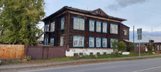 Нежилое здание с земельным участком по адресу: Красноярский край, г. Енисейск, ул. Ленина, д. 94. Здание (Школа), назначение: нежилое, КН: 24:47:0010303:144, площадью 529,2 кв. м, количество этажей: 2, в том числе подземных 1. Земельный участок, категория земель: земли населенных пунктов, виды…