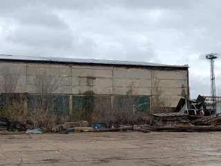 Земельный участок 60638 кв.м, гараж 556,5 кв.м, здание пристройка 387 кв.м, административно-бытовой корпус 734,5 кв.м, трубный цех 2044,5 кв.м, Саратовская область. 64:40:041602:2 Земельный участок, категория земель – земли населенных пунктов, вид разрешенного использования – предназначенные для…
