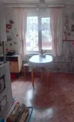 Трёхкомнатная квартира назначение – жилое, общей площадью 65 м2, расположенная по адресу: Вологодская область, муниципальный район Вашкинский, сельское поселение Липиноборское, село Липин Бор, улица Пионерская, дом 24, квартира 4, кадастровый номер: 35:04:0301005:78