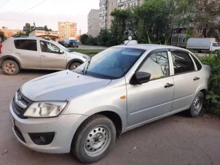 Lada Granta, 2015 года, 87 лс, 150000 км. Легковой автомобиль, марка: ЛАДА ГРАНТА, год изготовления: 2015, цвет: серебристый, VIN: XTA219010F0367586, ПТС: 63 ОВ 514535, г/н: М677ВО164, изготовитель (страна): Российская Федерация, модель двигателя: 11186, тип двигателя: бензиновый, мощность…