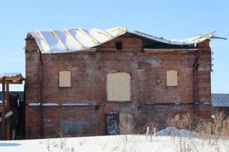 Пакгауз нежилое здание 101,2 кв м Красноярский край Нежилое здание (Пакгауз), Красноярский край, г. Енисейск, пер. Партизанский, 16 - Нежилое здание - склад, назначение: нежилое, КН 24:47:0010272:166, площадью 101,2 кв. м, Красноярский край, г. Енисейск, пер. Партизанский, 16, о чем в ЕГРН…
