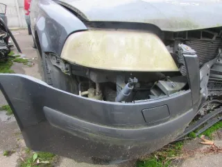 Volkswagen Passat 2002 года выпуска, цвет серый, государственный регистрационный знак Р121ХА99, VIN WVWZZZ3BZ2E204002. Мощность двигателя 170 л.с., объем двигателя 2324 см³, механическая коробка передач, вид транспорта легковой.
