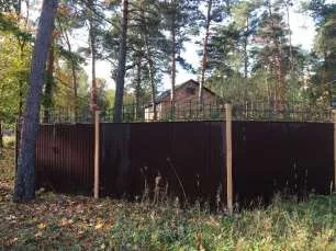 Земельный участок, пл.: 2 335 кв.м., К.Н.: 50:49:0010301:2223. Объект незавершенного строительства (жилой дом), проектируемое назначение: жилое, степень готовности объекта незавершенного строительства 95%, пл.: 481,4 кв.м., К.Н.: 50:49:0010301:2326. Земельный участок, пл.: 2 258 кв.м., К.Н…