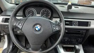 BMW 3 Series 2005 года, 150 лс, пробег 317195 км, АКПП. Автомобиль легковой BMW 320I, 2005 г.в., двигатель N46B20BA-A233H366, VIN: WBAVA71020KP93250, шасси (рама) отсутствует.