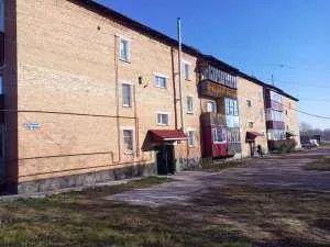 Квартира, назначение: жилое. Площадь 79,4 кв.м. Этаж №1, кадастровый номер: 54:03:011230:25
Адрес: Новосибирская область, р-н Болотнинский, г. Болотное, ул. Островского, д. 35, кв. 1