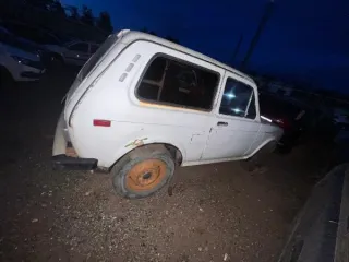 ВАЗ 2121 1984 Автомобиль марки ВАЗ 2121, 1984 г/в, без г/н, VIN XTA212100E0371500. Имущество продается в том виде, комплектности и состоянии, в каком оно есть. За скрытые дефекты имущества Продавец ответственности не несет. Проданное имущество обмену и возврату не подлежит. Транспортное средство…