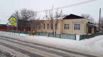 Здание, назначение: нежилое, площадь 255,8 кв.м., кадастровый номер 45:08:040226:80, в комплексе с земельным участком, площадь 1180 кв.м., кадастровый номер 45:08:040226:28 - Нежилое здание, кадастровый номер 45:08:040226:80, общей площадью – 255,8 кв.м., 1929 года постройки, количество этажей –…