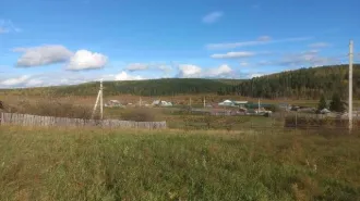 Земельные участки, 1600 кв.м, Иркутская область, д. Тайтура. Земельный участок в Иркутской обл., 1600 кв.м. Земельный участок в Иркутской обл., 1600 кв.м. Земельный участок, под строительство индивидуального одноэтажного деревянно-рубленного жилого дома и строительство каменного гаража…