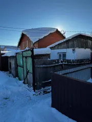 Жилой дом 33,4 кв.м. и земельный участок 166 +/- 2 кв.м. в Новосибирске. Жилой дом, общей площадью 33,4 кв.м., кадастровый номер 54:35:072620:42 и земельный участок, общей площадью 166 +/- 2 кв.м., вид разрешенного использования: для эксплуатации индивидуального жилого дома, с кадастровым номером…